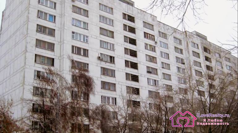 проблема со швами решаются либо силами города, когда дома утепляются и обшиваются всё чаще вентилируемым фасадом